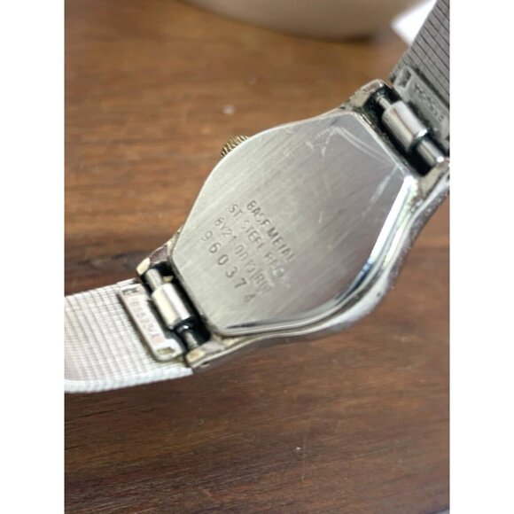 Seiko Women\'s Watch 8Y21-0019 Vintage Quartz Gold Silver Dial Steel Petite 20mm main image 2